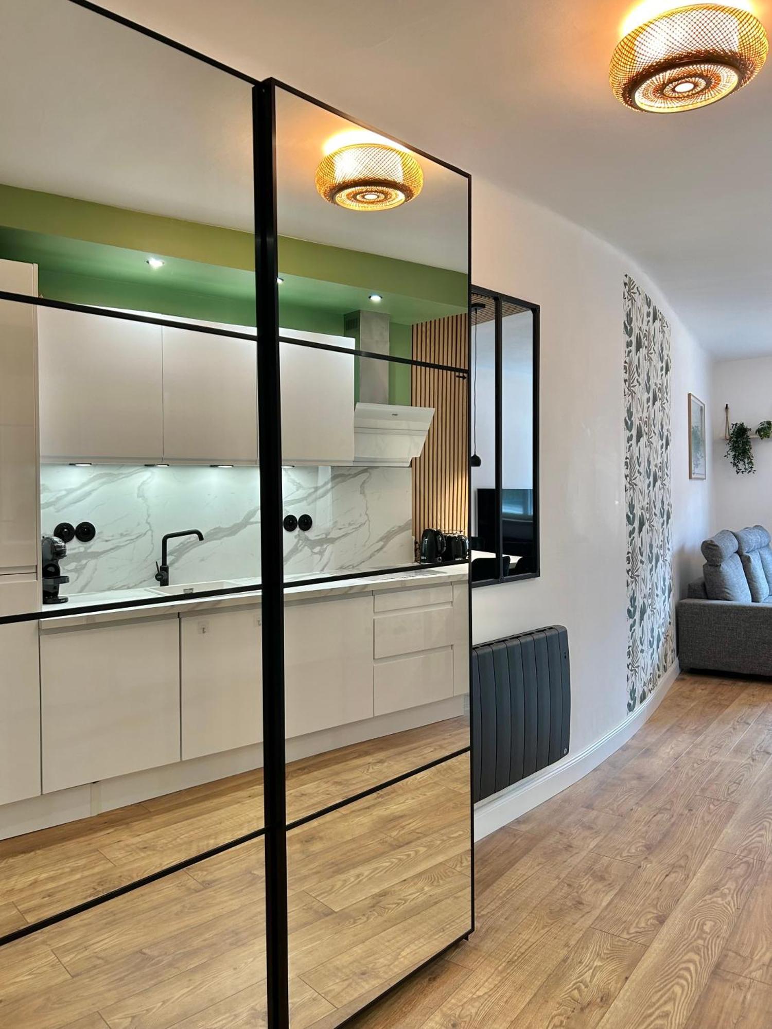 Le Chardon- Appartement 2Chambres- Avec Stationnement น็องซี ภายนอก รูปภาพ